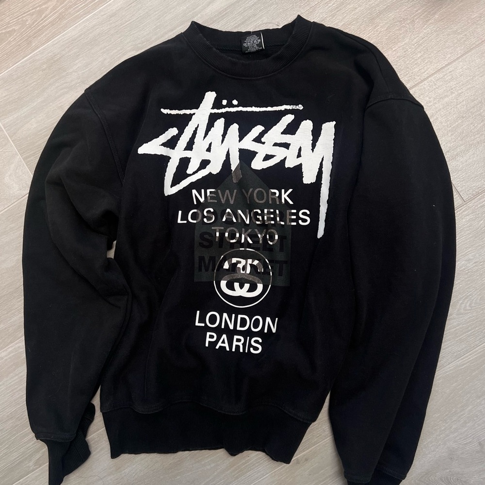 Stussy x Dover Street Market World Tour Crewneck in black. Size large. Like New